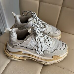 Balenciaga Chunky Sneakers in Off-White and Yellow